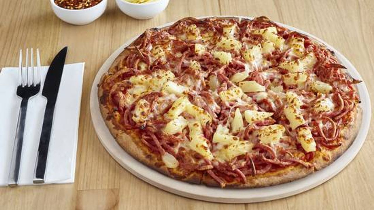Hawaiian Pizza