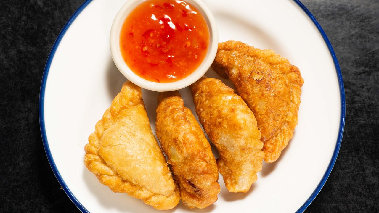 Chicken Curry Puff