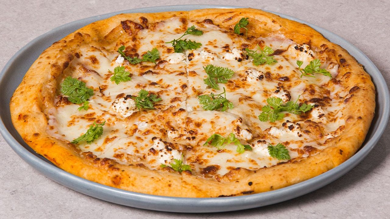 Garlic Pizza