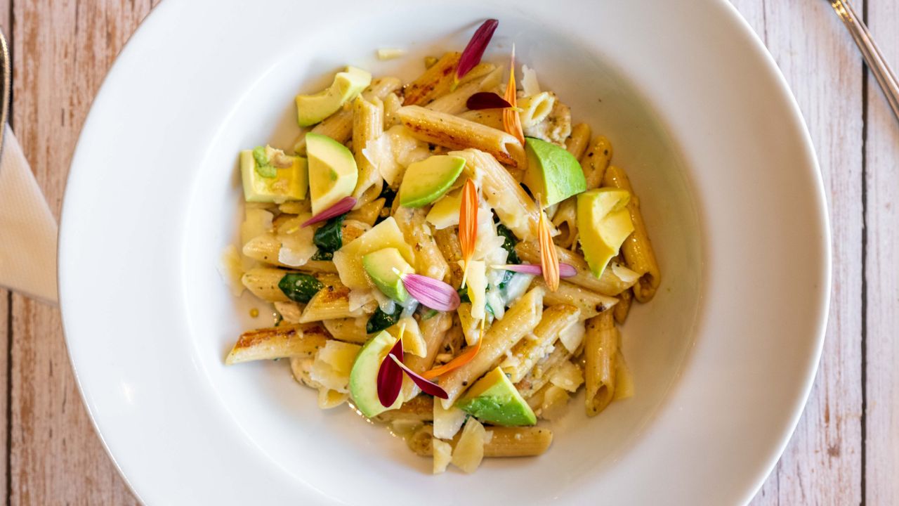 Chicken Avocado & Penne Pasta