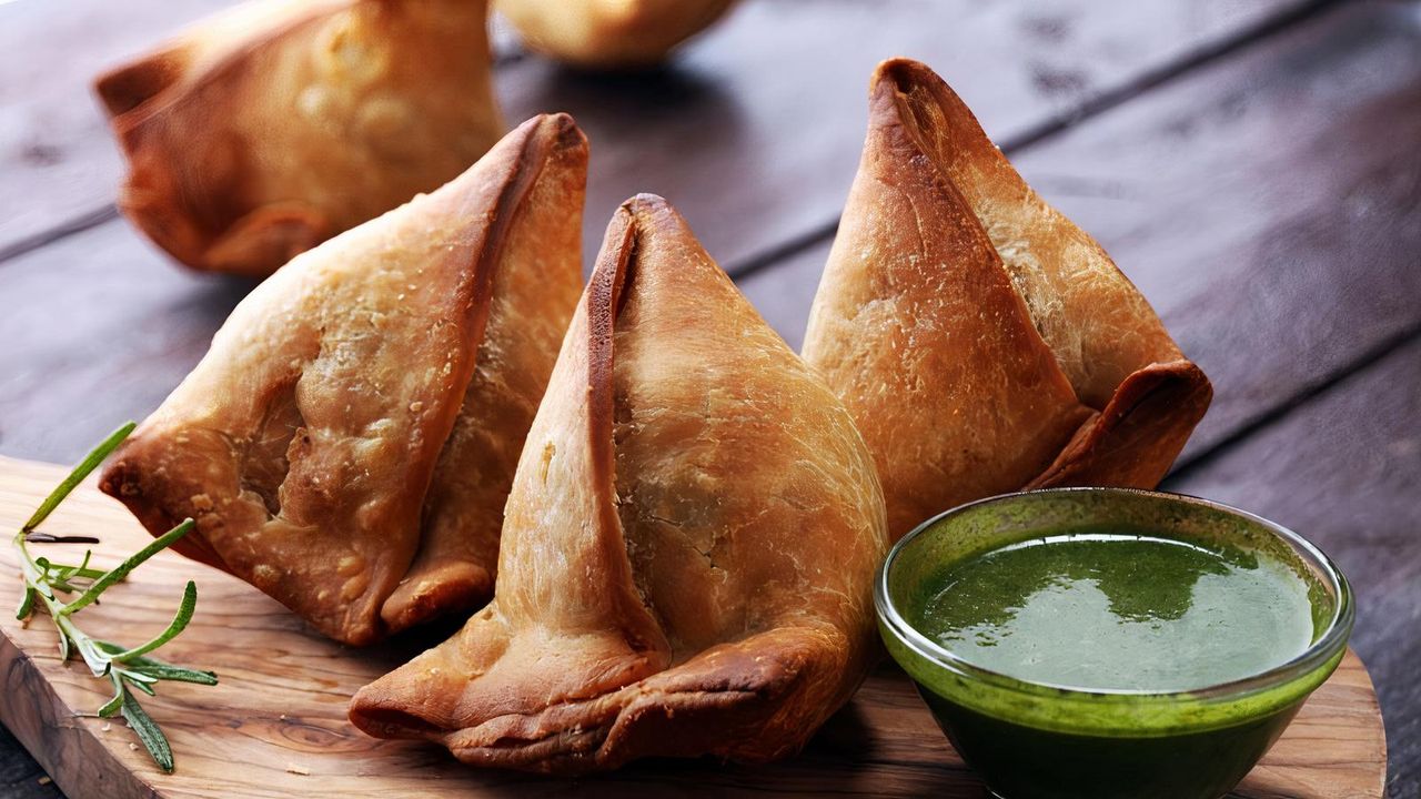 1. Samosa (2)
