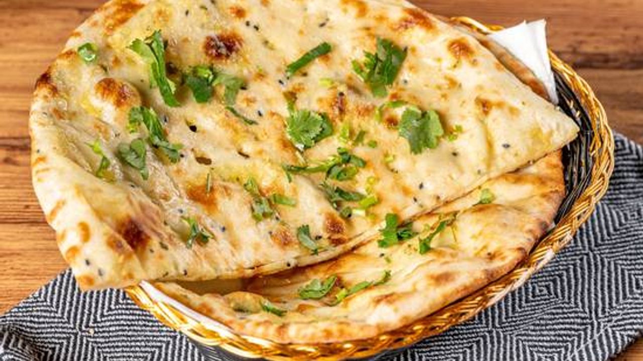 Cheese Garlic Naan
