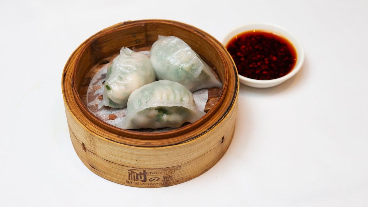 Steam Prawn and Chives Dumplings