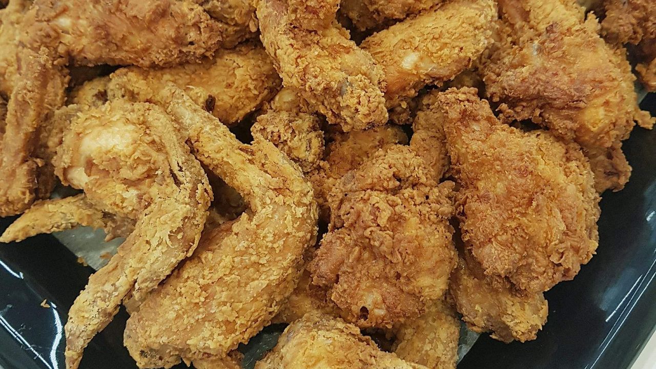 Fried Chicken Wings (5)