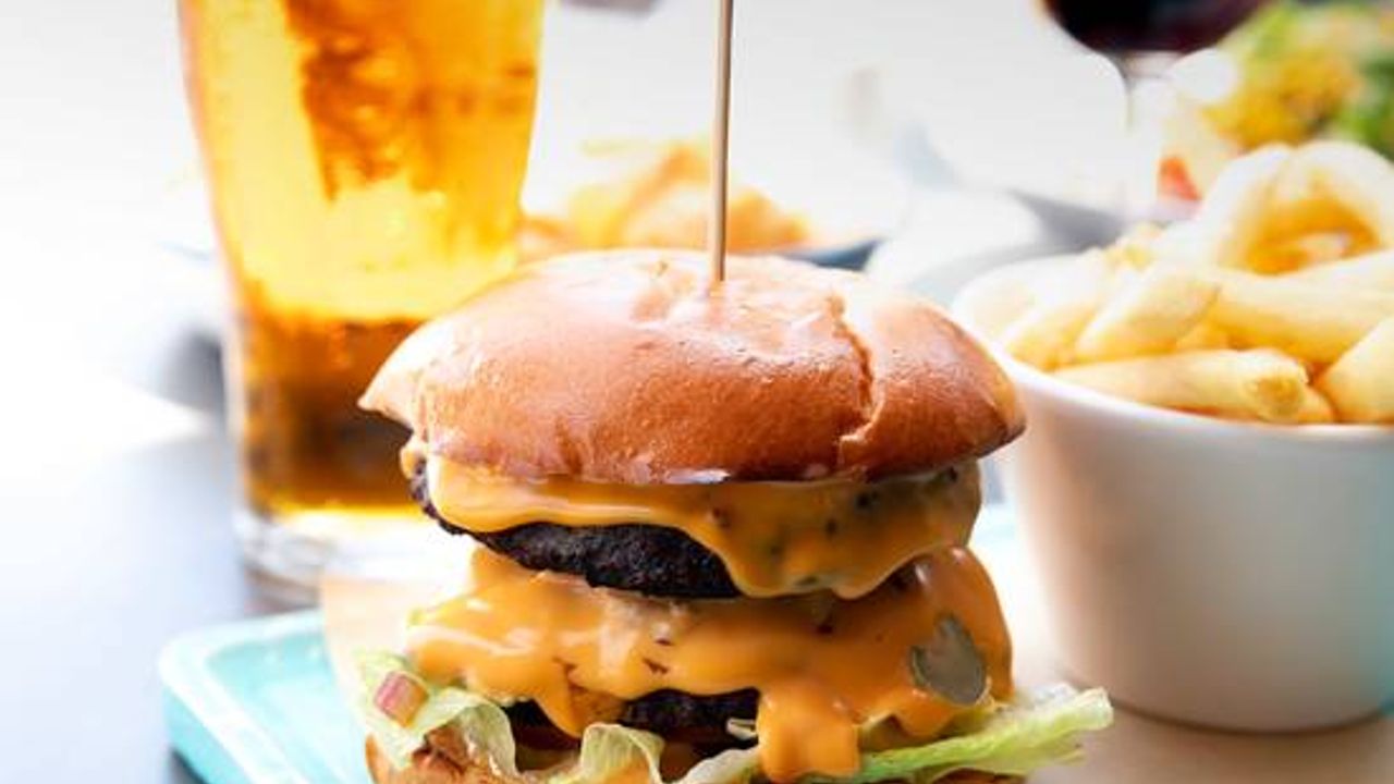 Double Cheeseburger