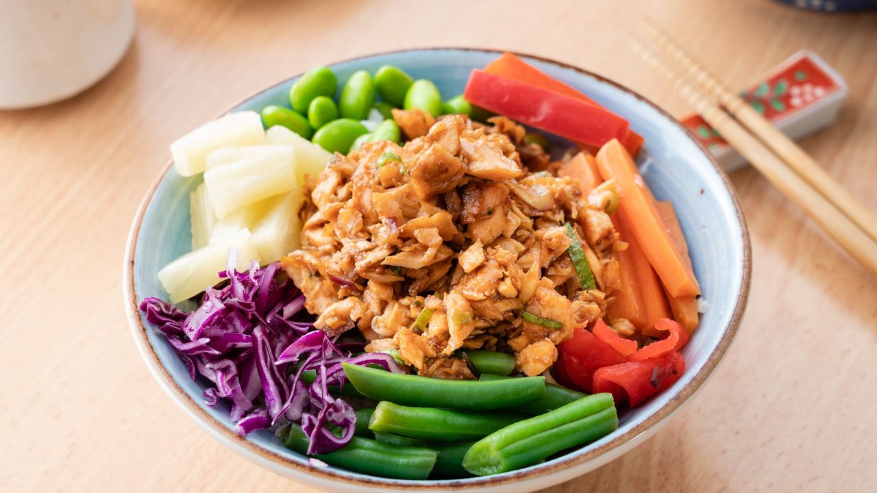 Tropical Shoyu
Salmon Bowl