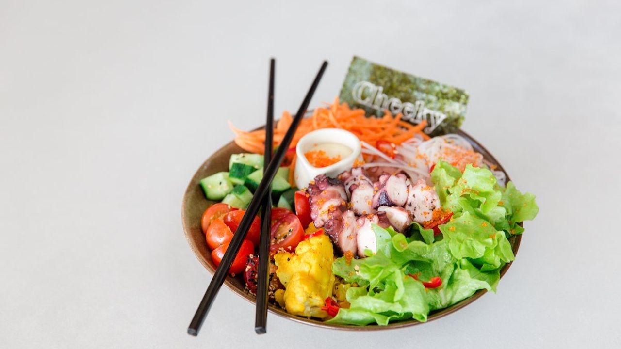 Signature Octopus Bowl (GF)