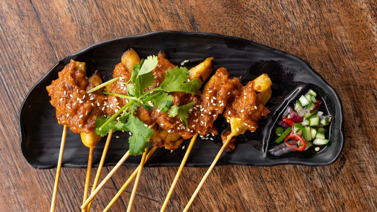 Petite Satay Chicken (8 Skewers)