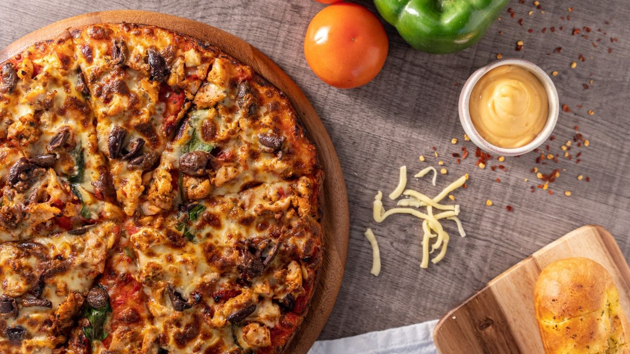Chicken and Fetta Pizza