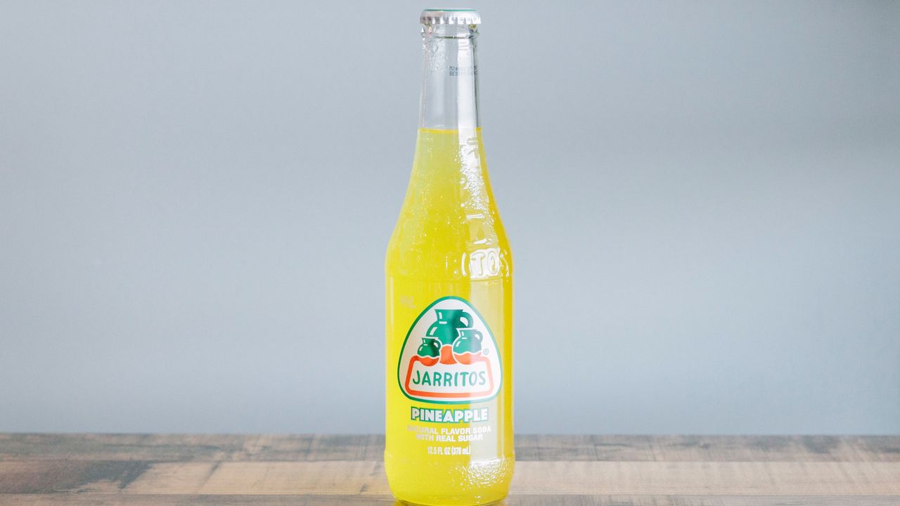 Jarritos Pineapple