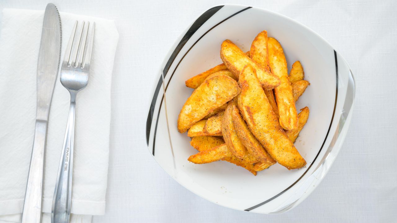 Wedges with Sour Cream