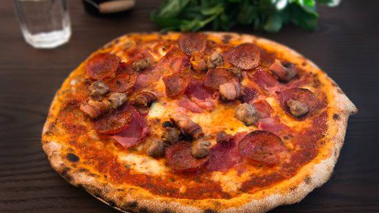 Carne Pizza