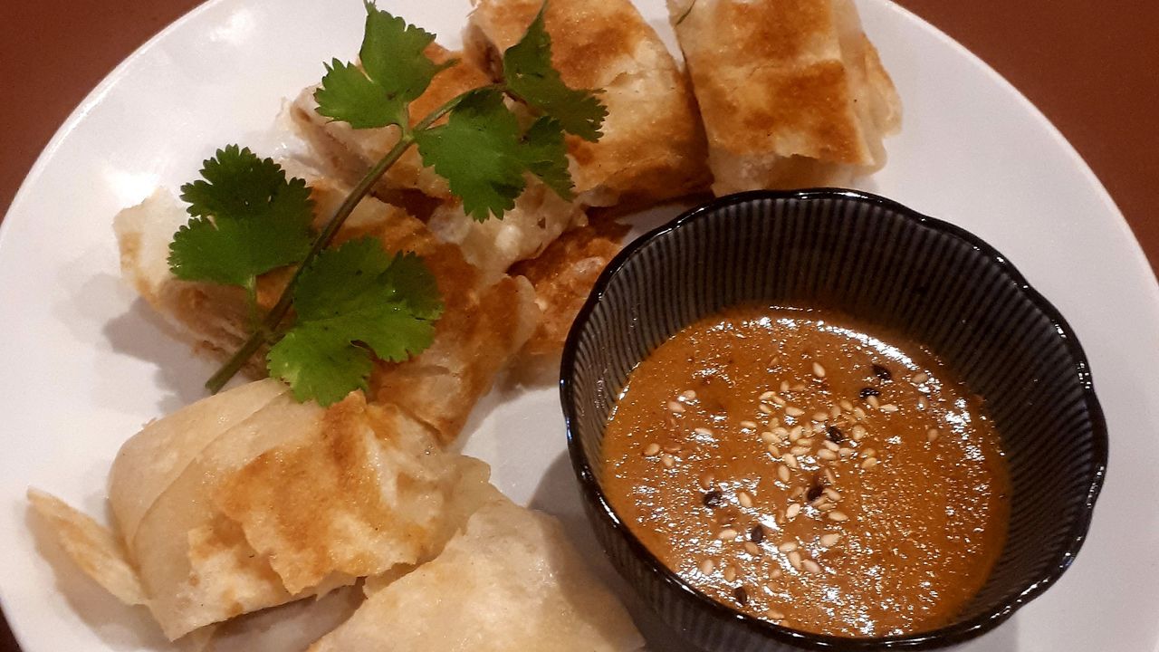 10. Roti Garlic with Peanut Sauce