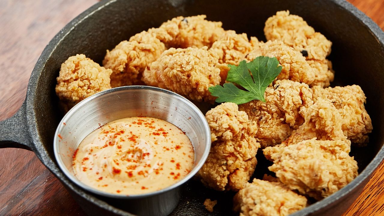 SOUTHERN FRIED CHICKEN & CAJUN TABASCO MAYO