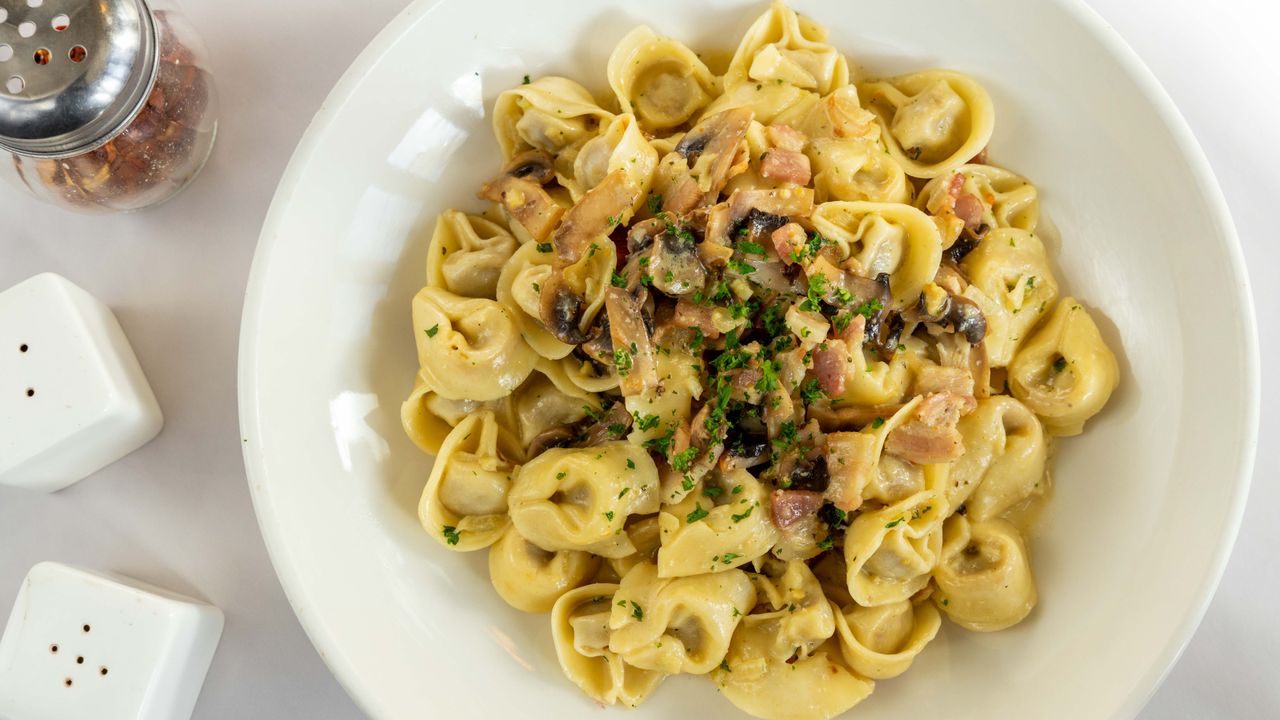 13. Tortellini Alla Panna