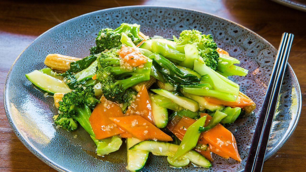 Stir-fried Mixed Vegetables with Garlic Sauce