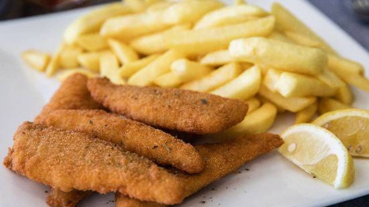Whiting (6) & Chips