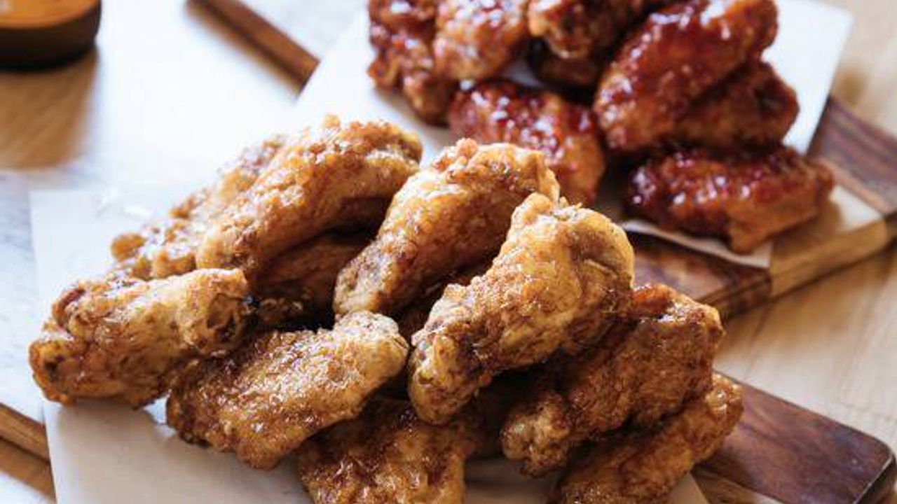 Signature Wings