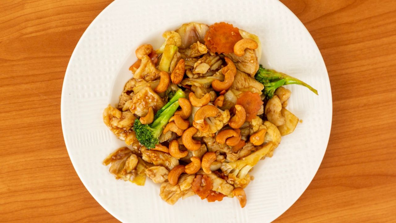 Chicken with Cashew Nut