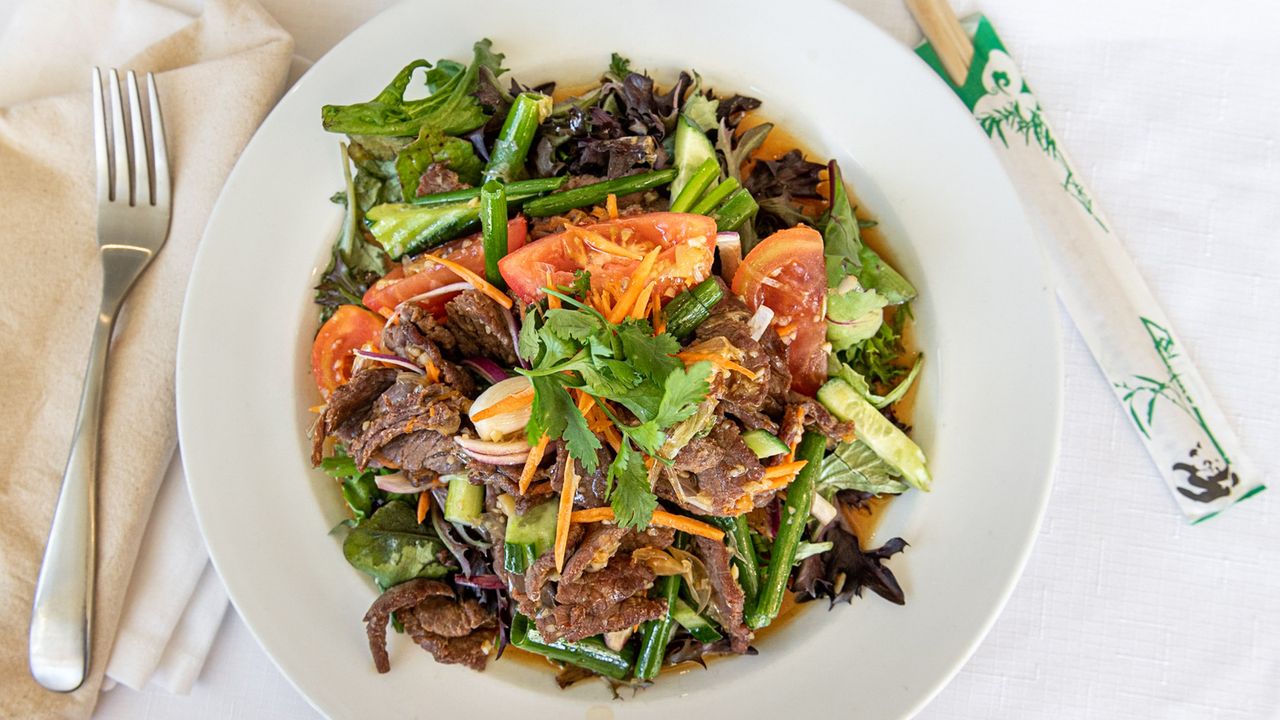 Beef or Crispy Chicken Salad