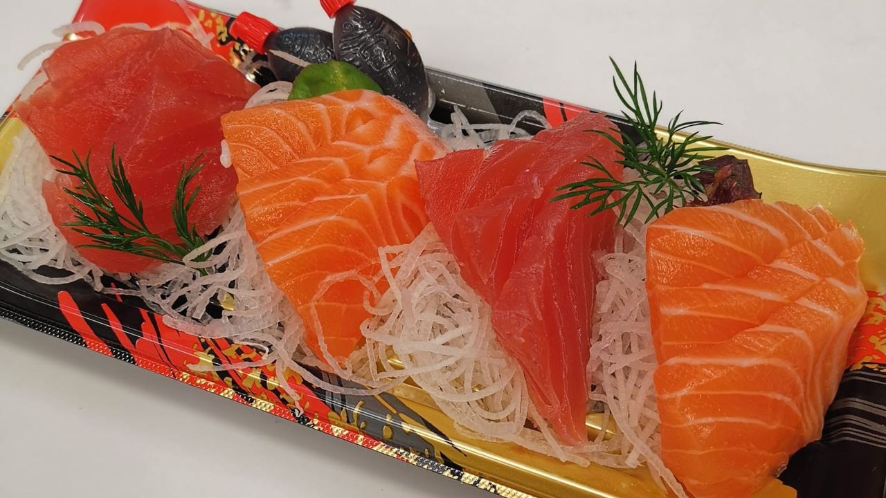 SALMON TUNA SASHIMI 150G