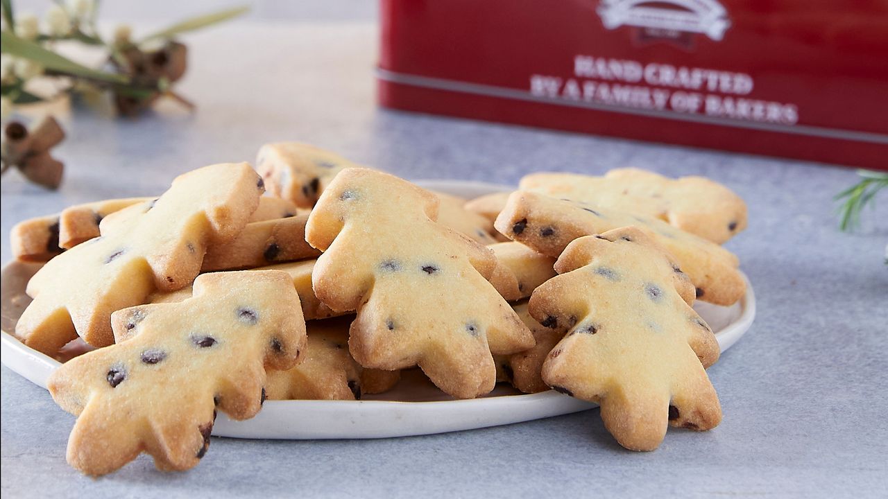 Choc Chip Christmas Tree Biscuits in Gift Tin