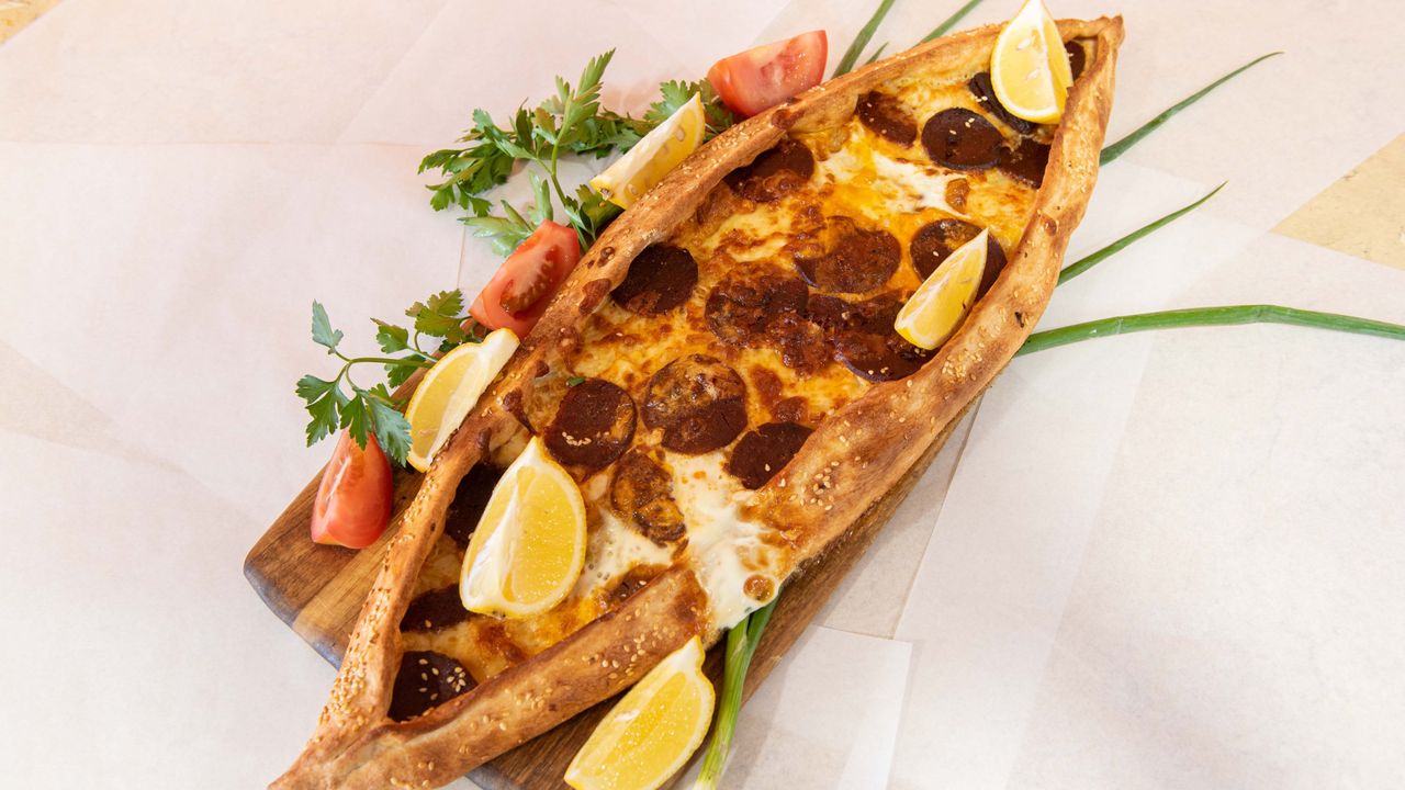 Turkish Salami Pide