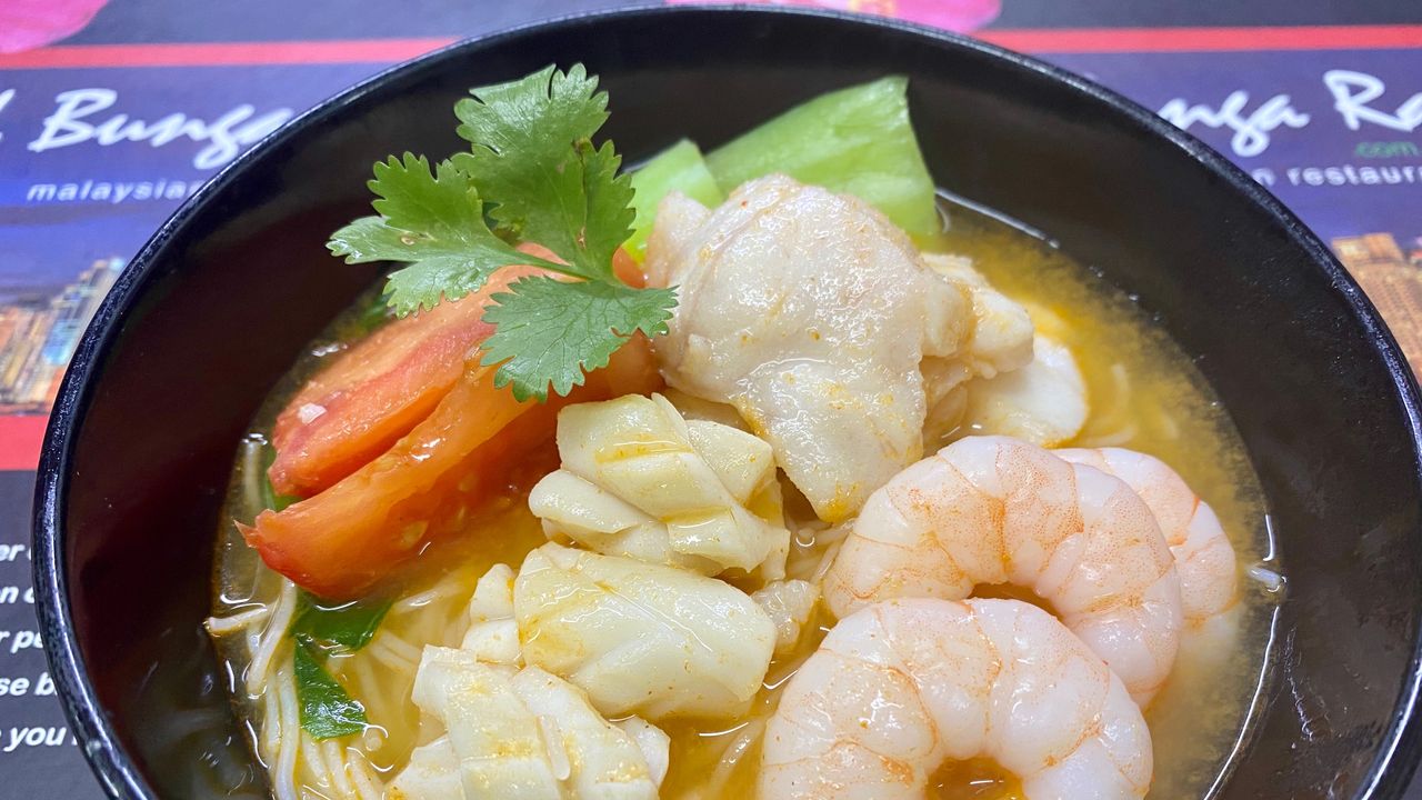 Tom Yam Noodle