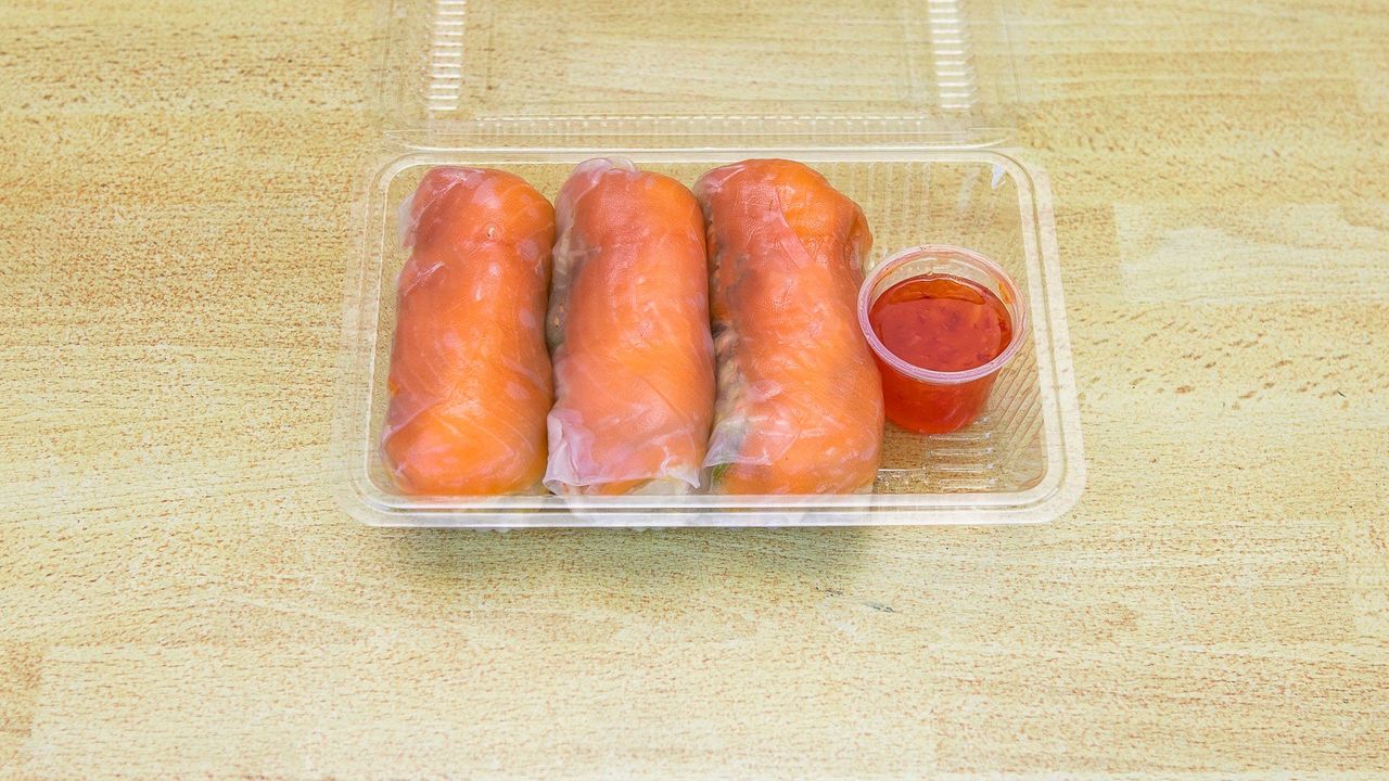 Smoked Salmon Fresh Spring Roll (3 Pcs)