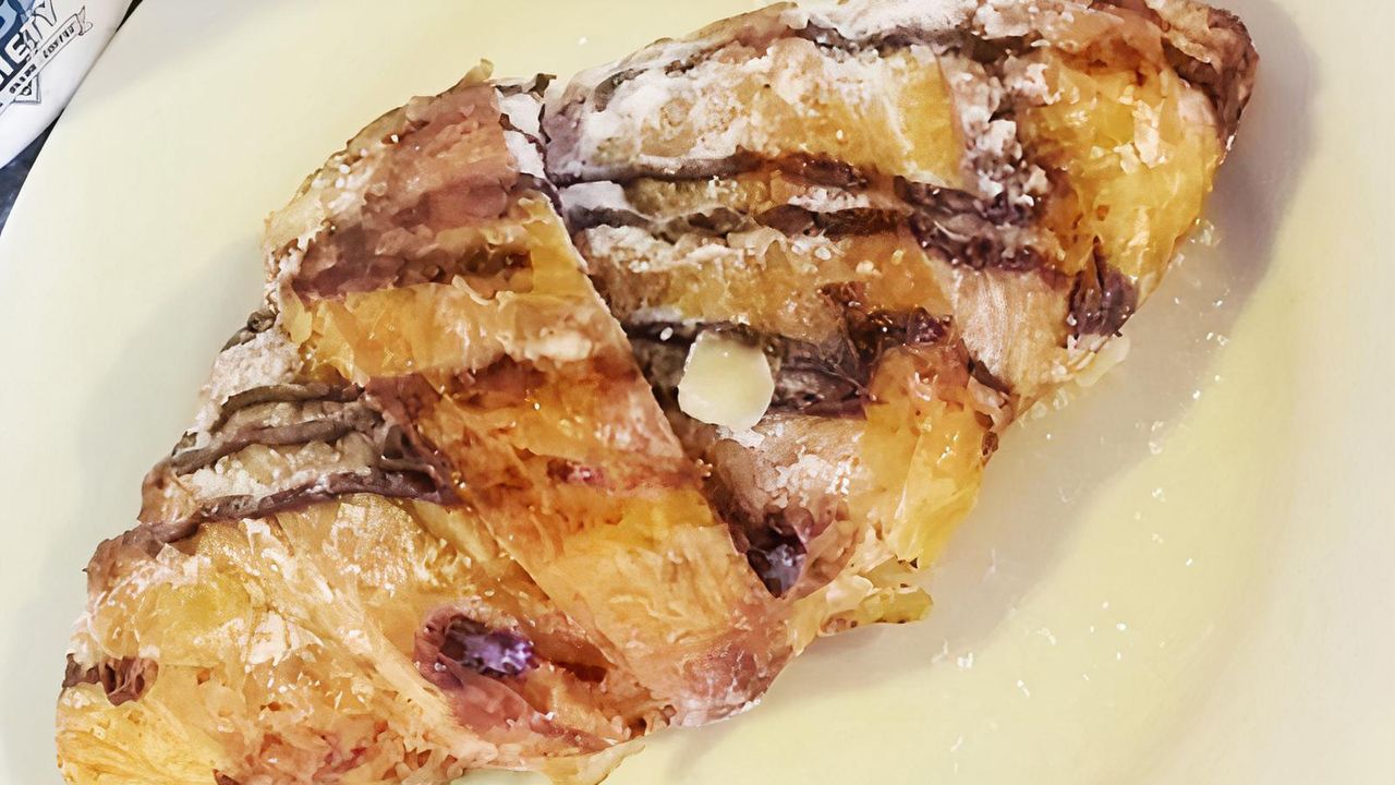 Nutella Croissant