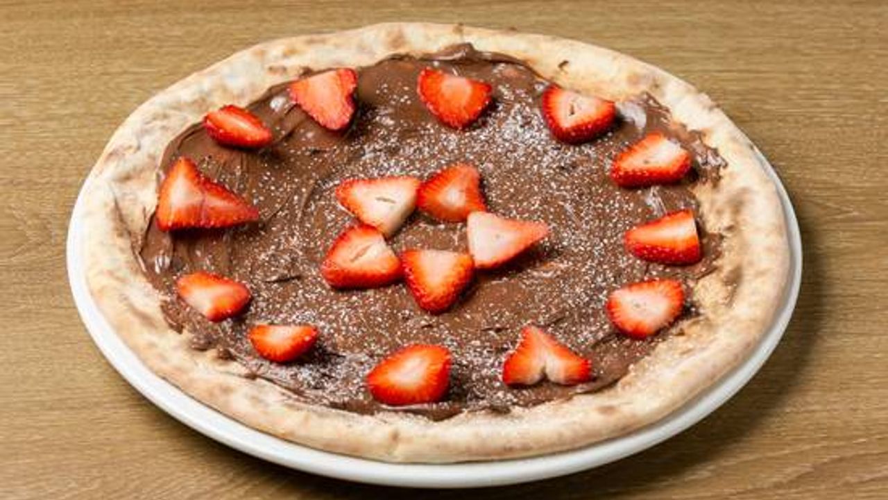 Nutella Pizza