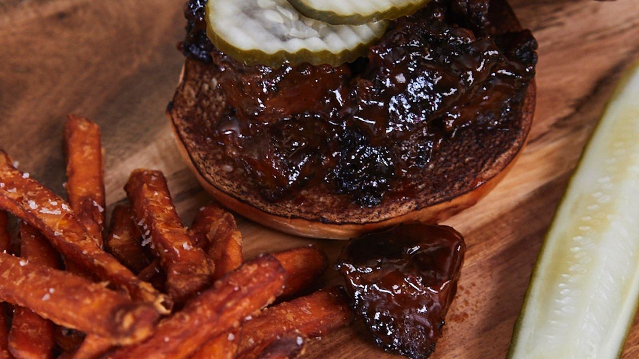 Burnt Ends Sandwich (Signature Dish)