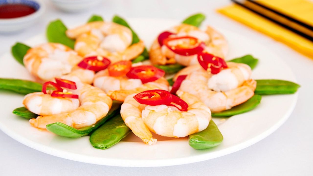 XO Snowpeas with Prawns