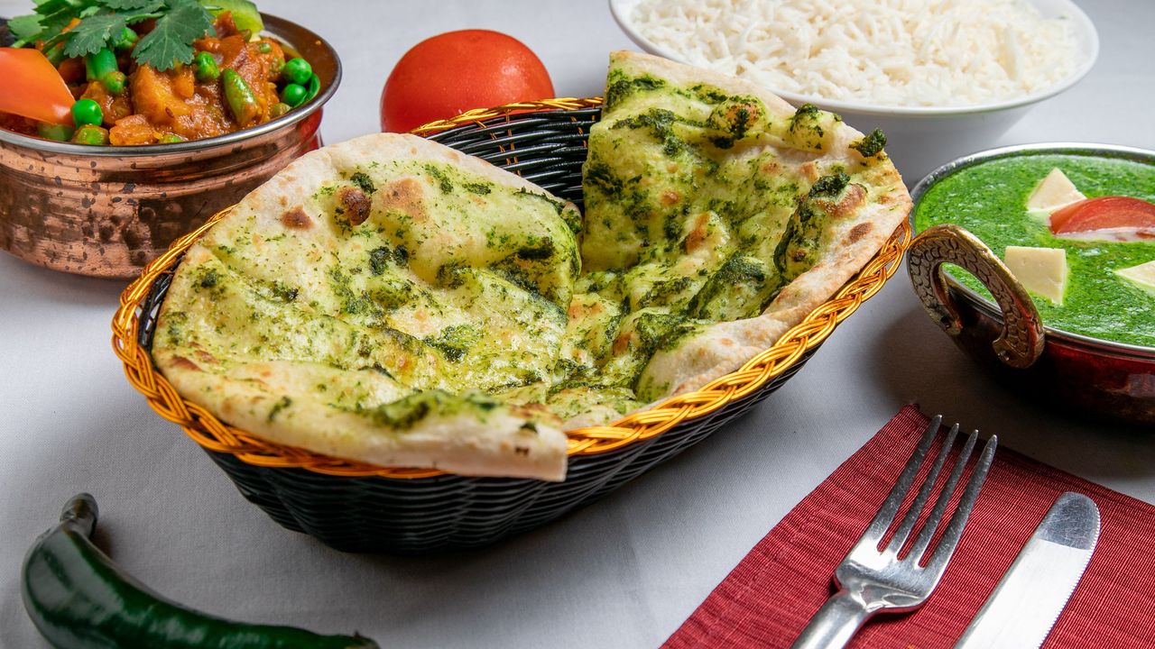 Cheese & Spinach Naan