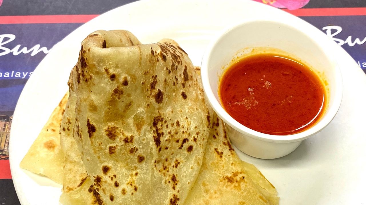 Roti with Curry Sauce
