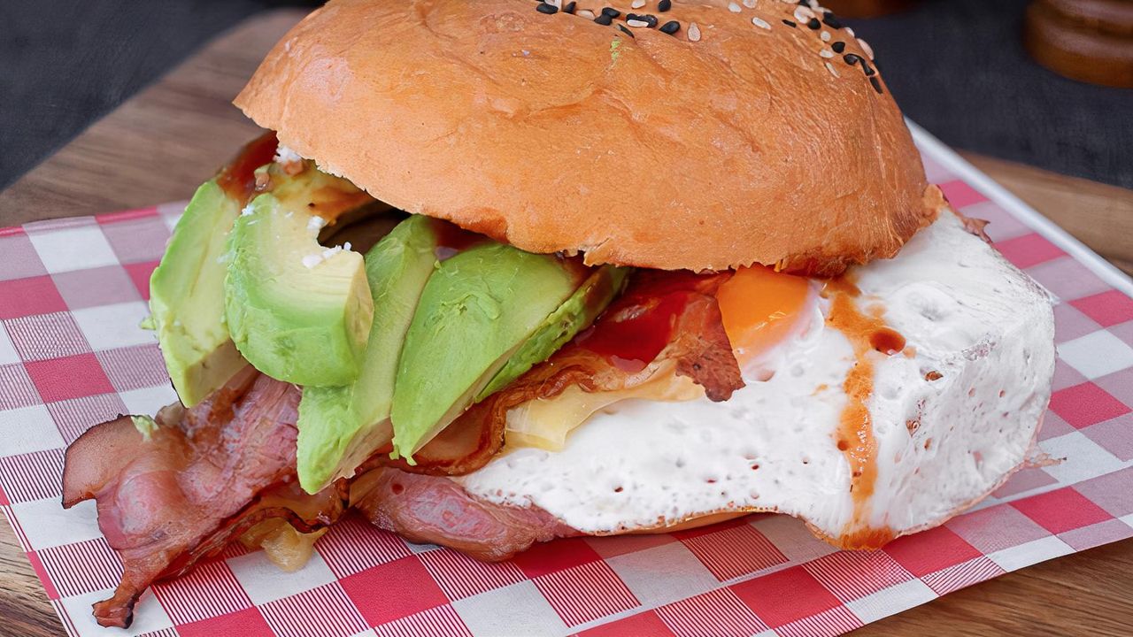 The Shotlab Brekkie Roll