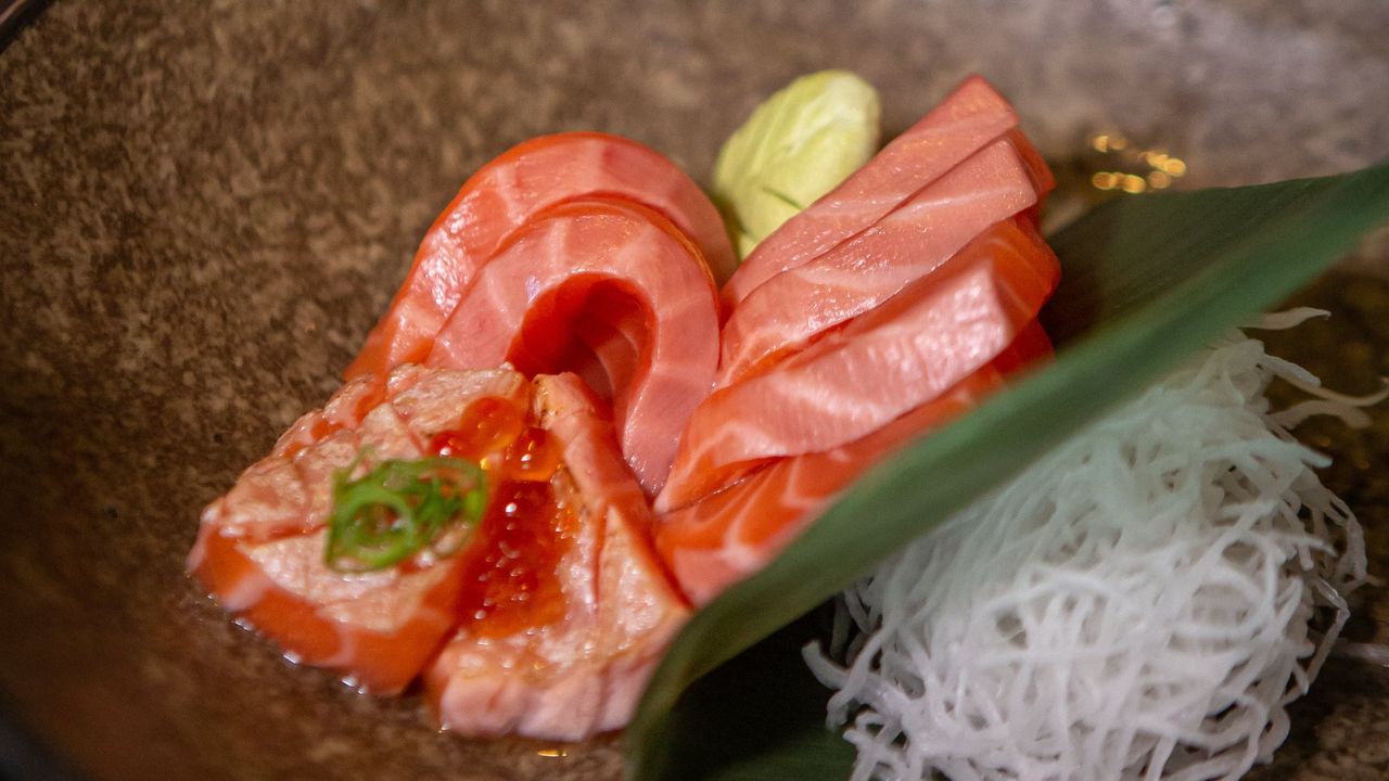 Salmon Sashimi (5pcs)