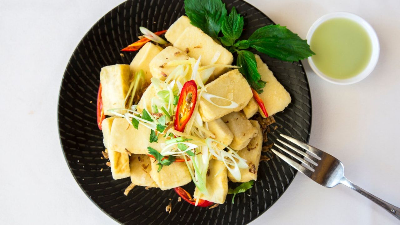 Salt and Pepper Tofu - Dau Hu Muoi