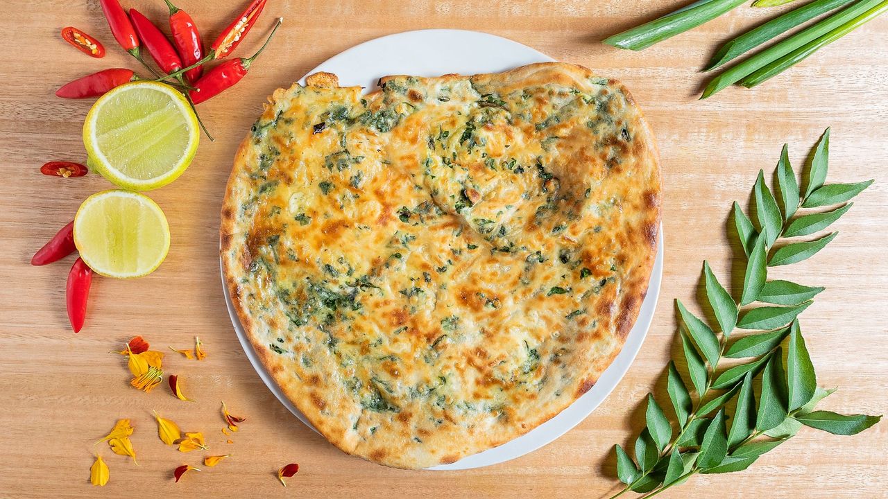 Spinach & Cheese Naan