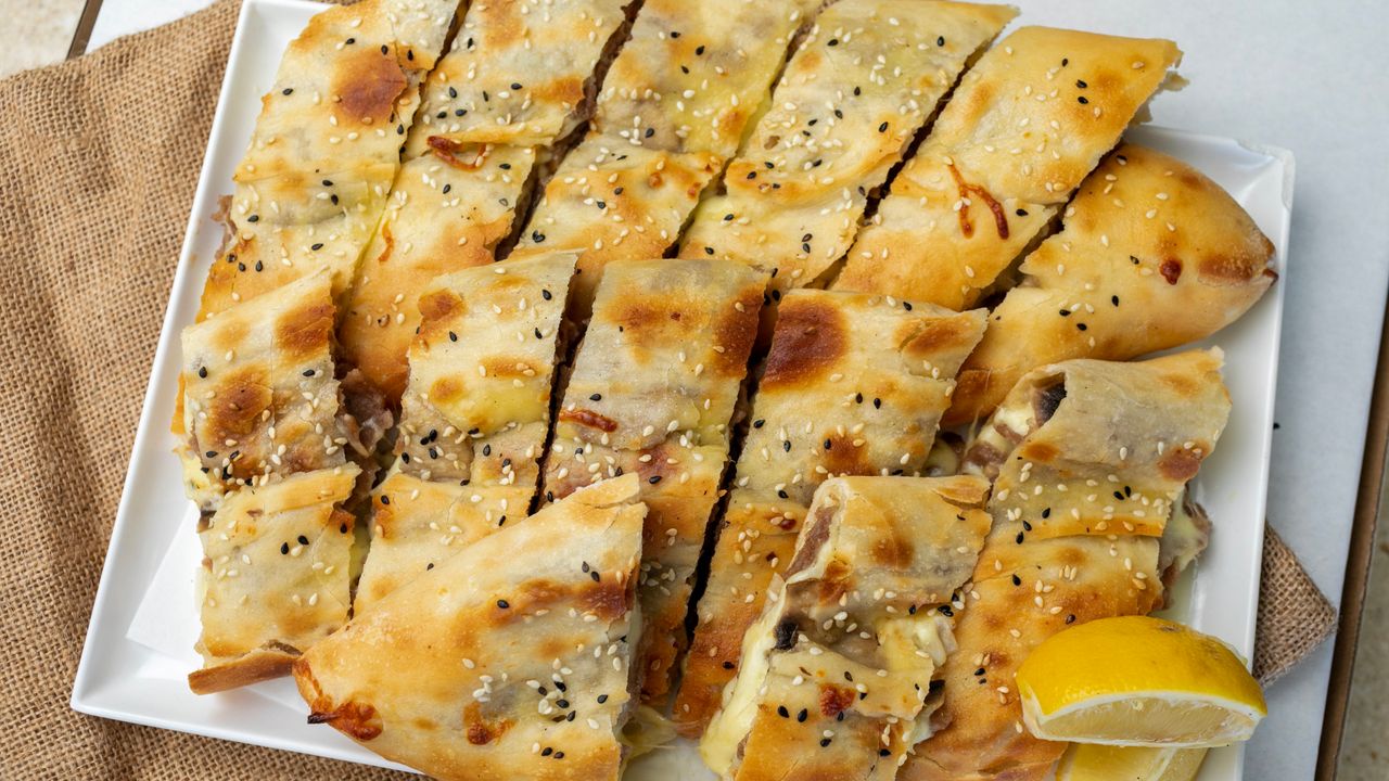 Garlic Pide