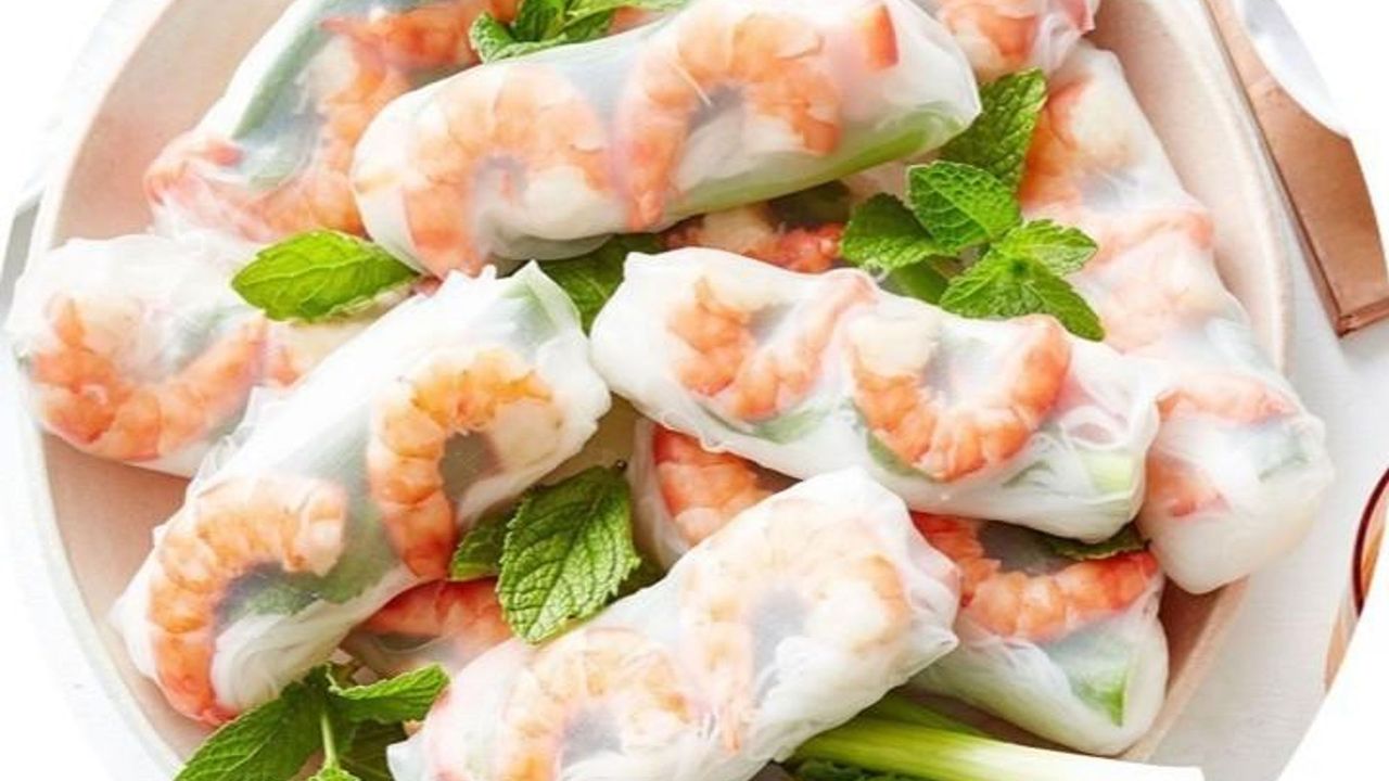 Vietnamese Rice Paper Rolls (3 rolls)