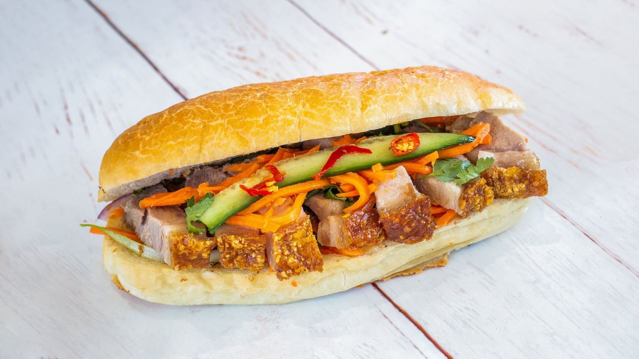 Vietnamese Crispy Pork Roll