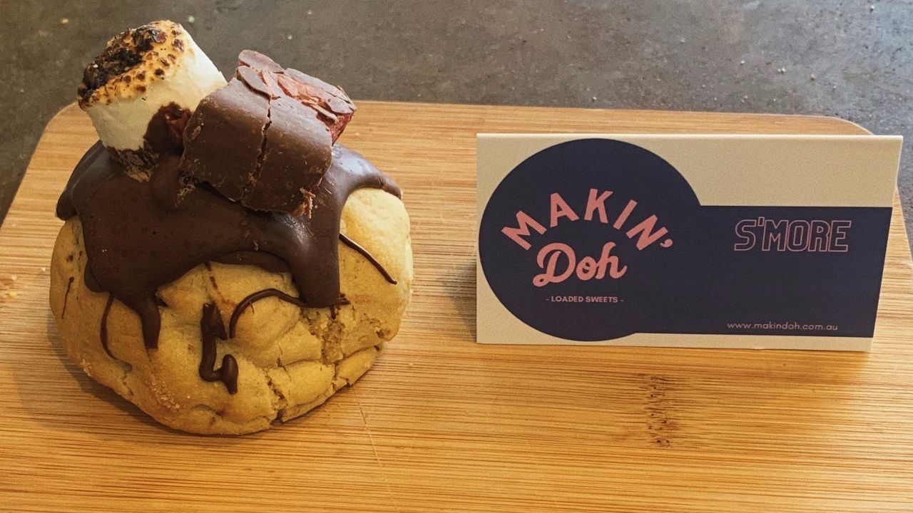 Makin'Doh cookie S'more flavor