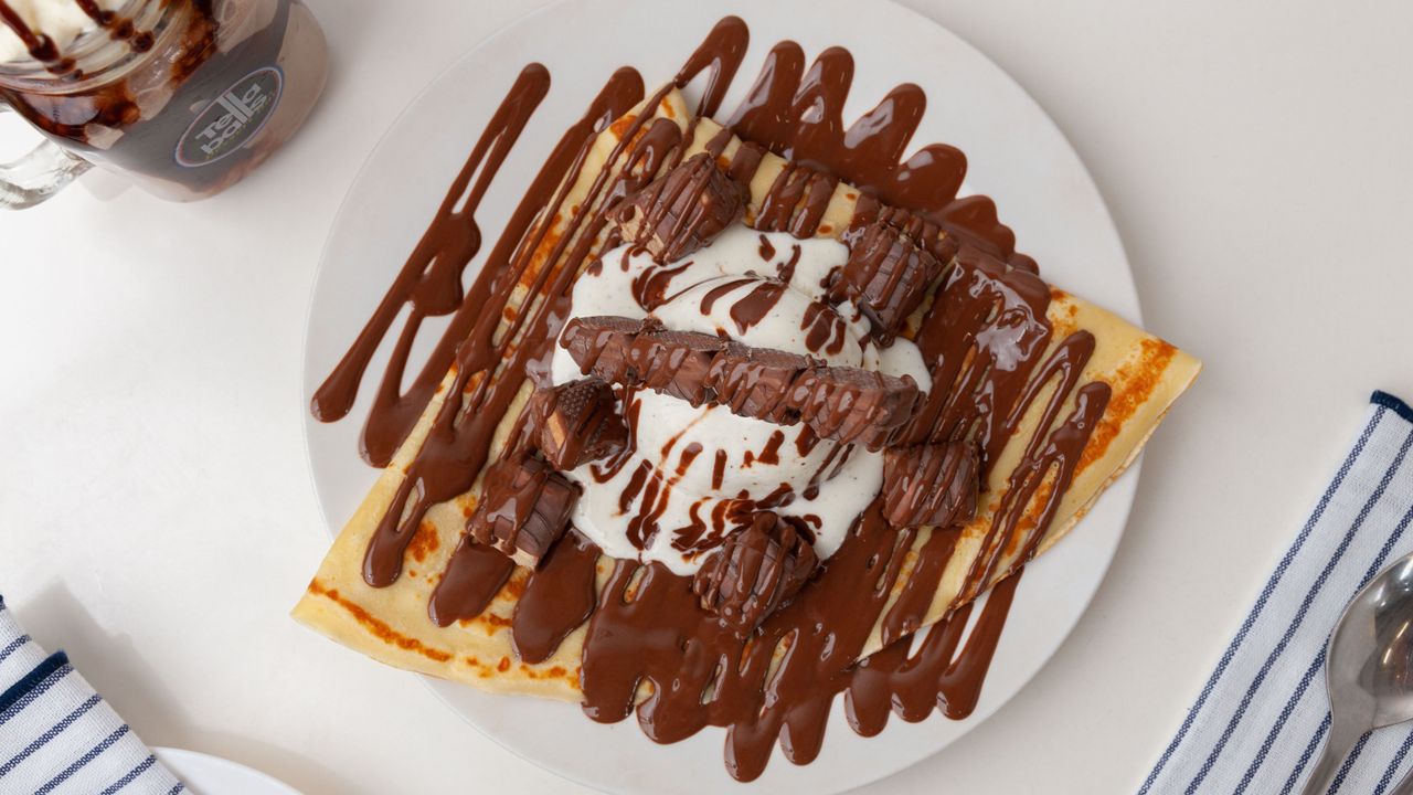 Kinder Bueno Crepe