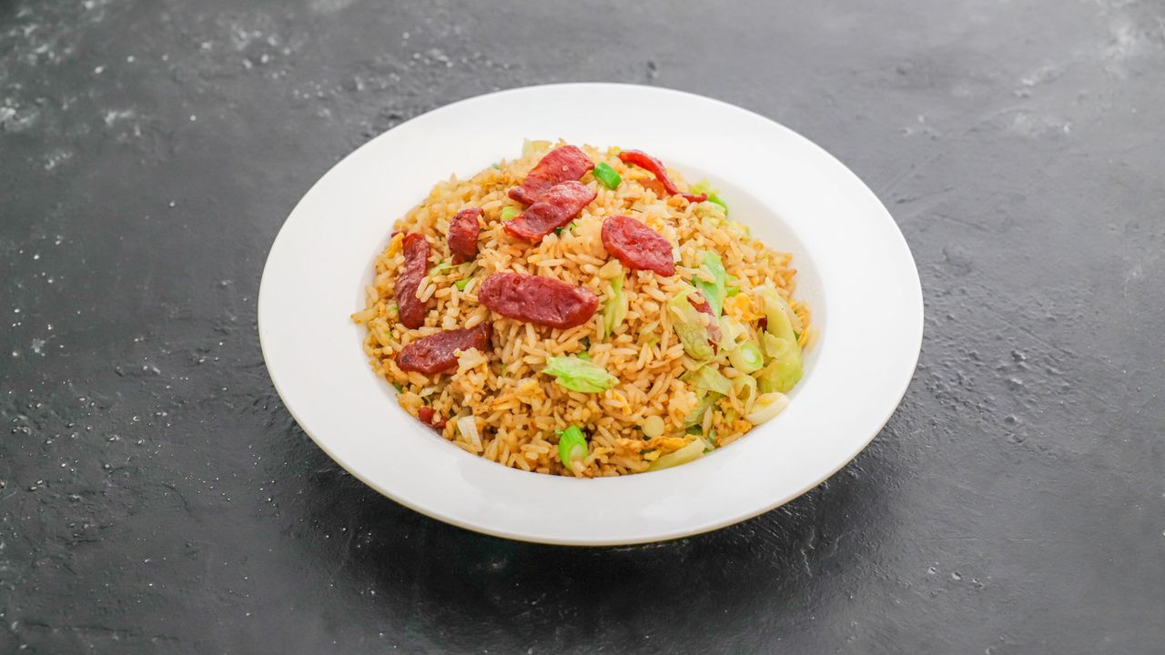 The Bund’s Signature Fried Rice with BBQ Pork, Prawn & Egg 特别炒饭