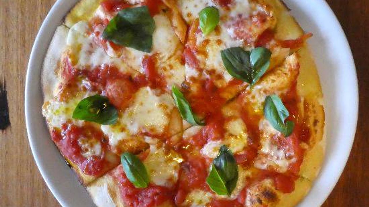 Margarita Pizza (V)