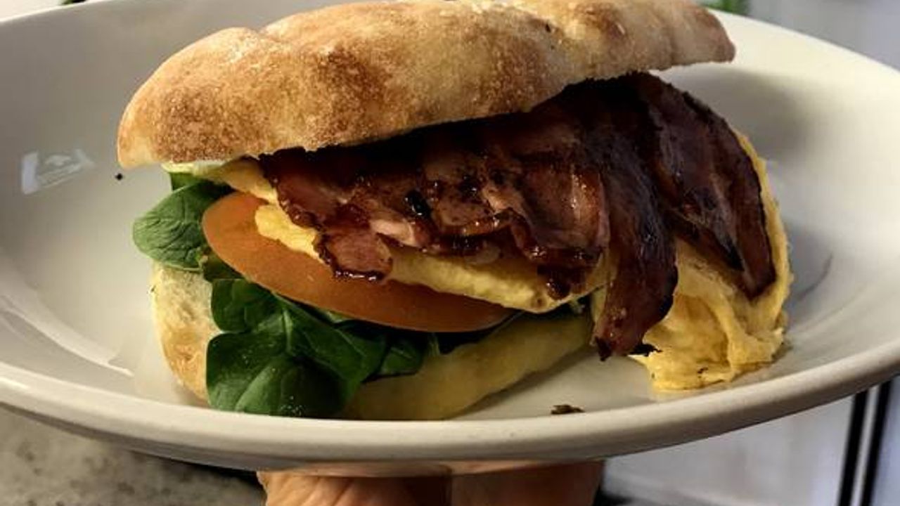 Brekkie Sandwich