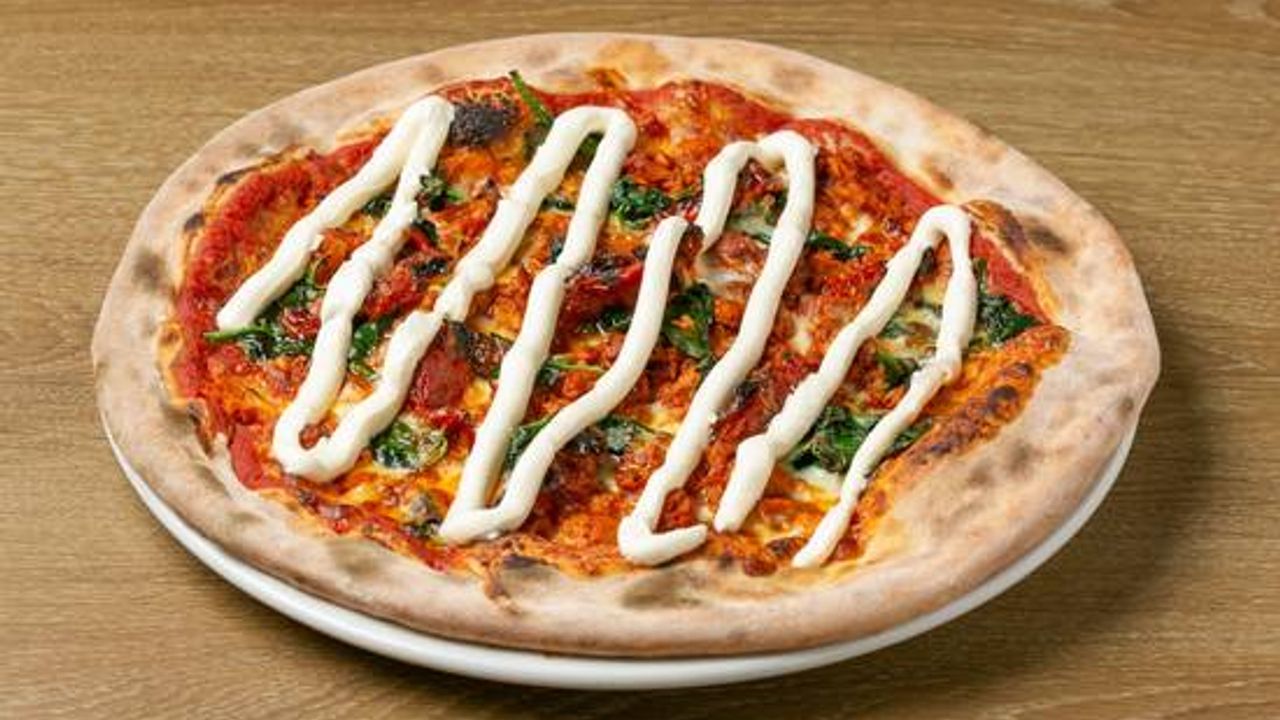 Tandoori Chicken Pizza