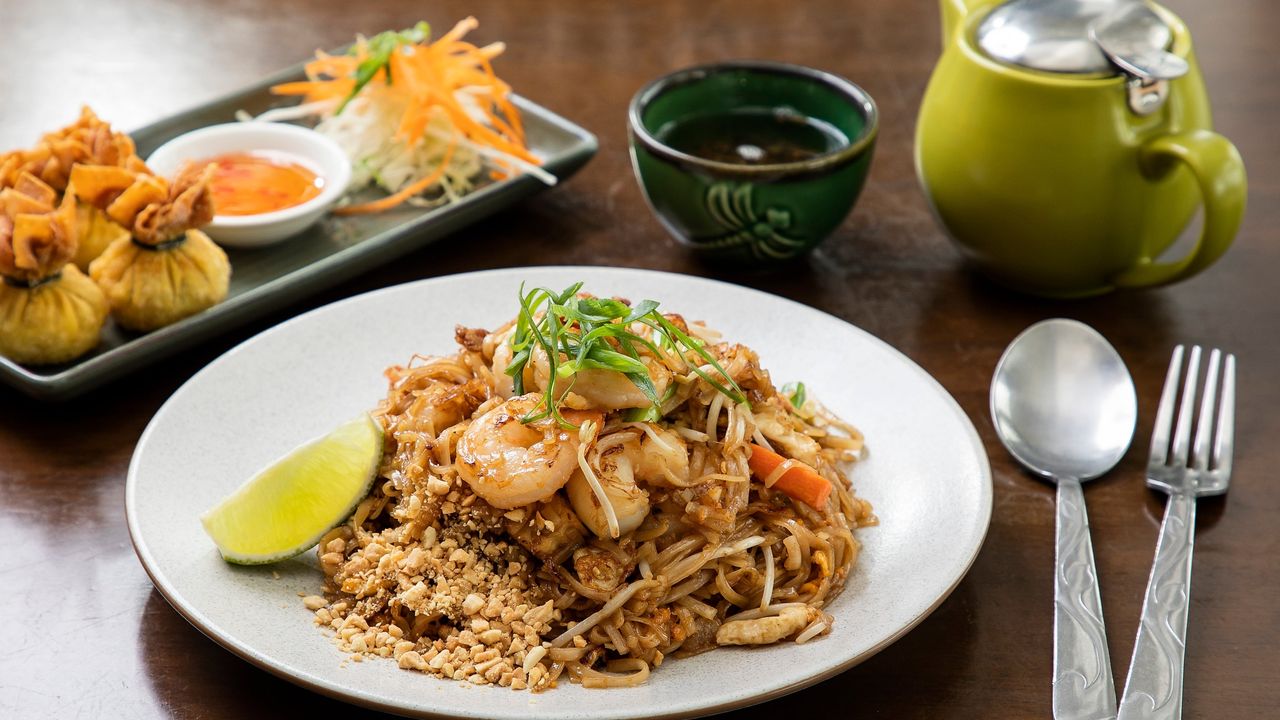 Pad Thai (Vegetarian Option Available)