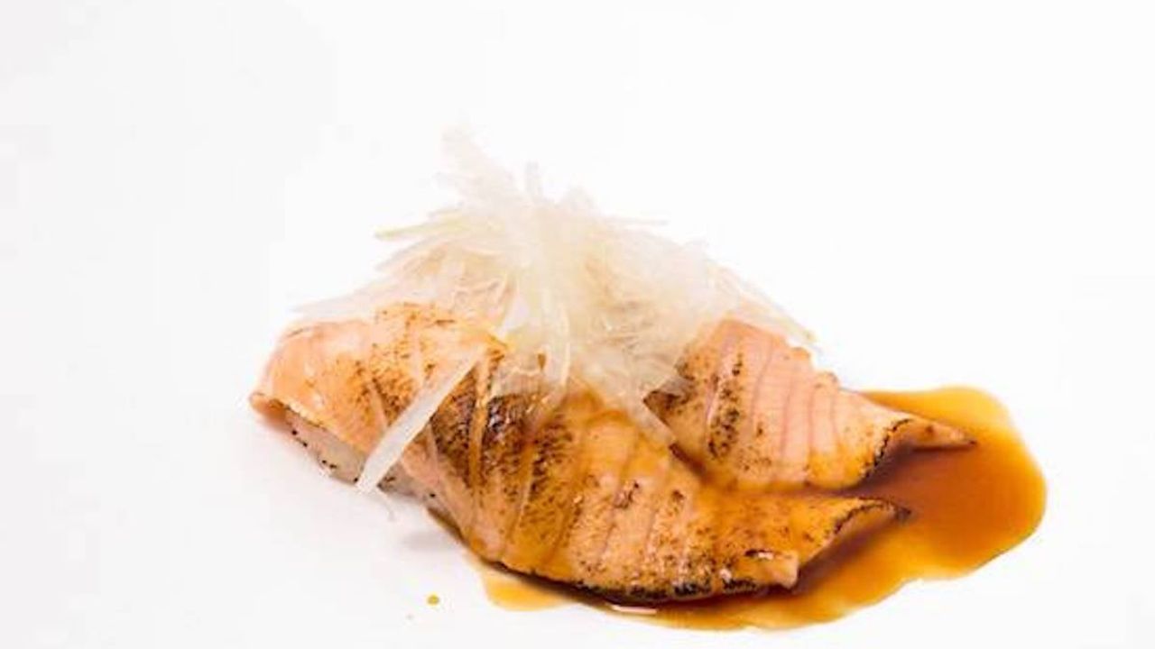 Aburi Salmon Nigiri